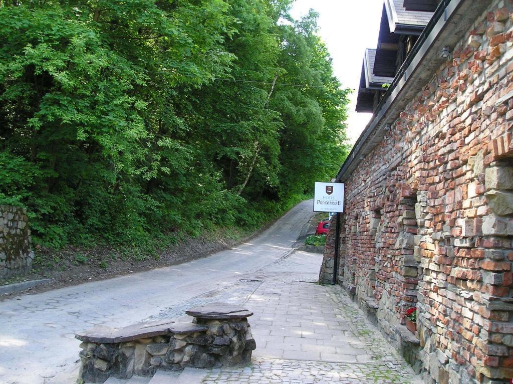 Hotel Podzamcze Tarnau Exterior foto